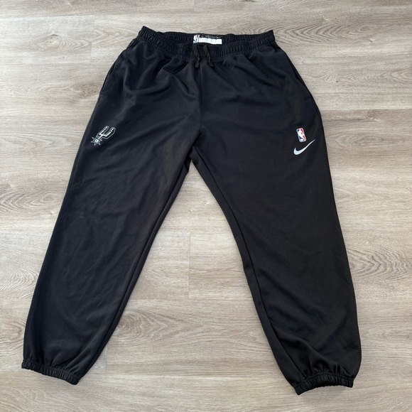Nike Spurs NBA Engineered Player Issued Sweatpants Men Size XXL Training Joggers - Picture 1 of 12